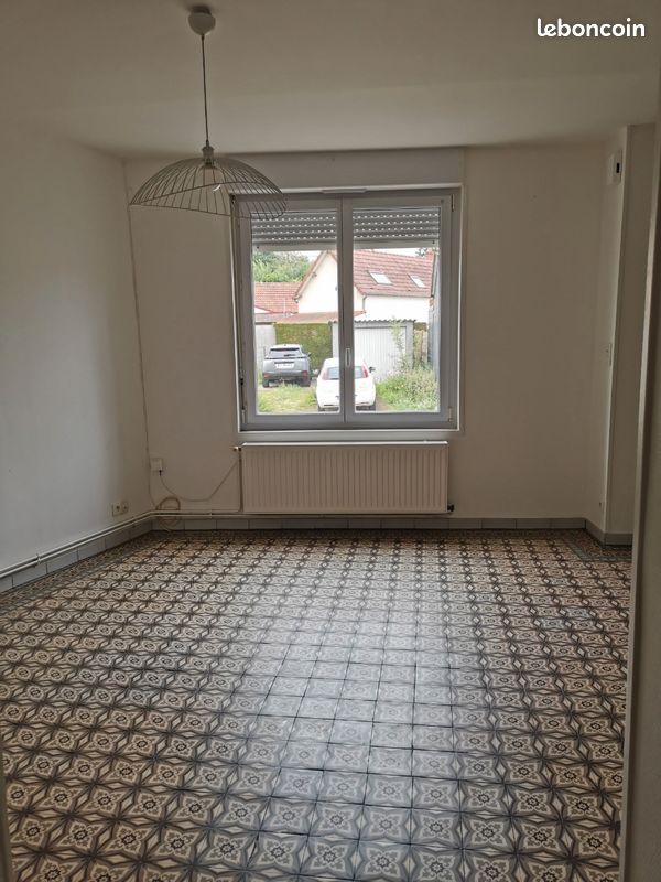 Appartement 4 pièces 67 m² · à Bucquoy · 67 m² · 550 €/mois