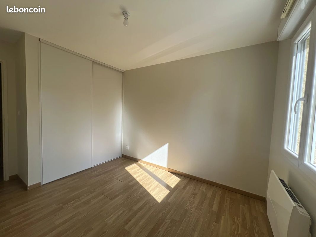 Maison a louer oyonnax - 4 pièce(s) - 97 m2 - Surfyn