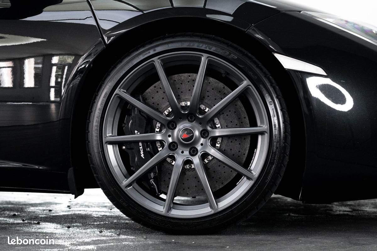 McLaren MP4-12C MP4 Coupe (image 11)