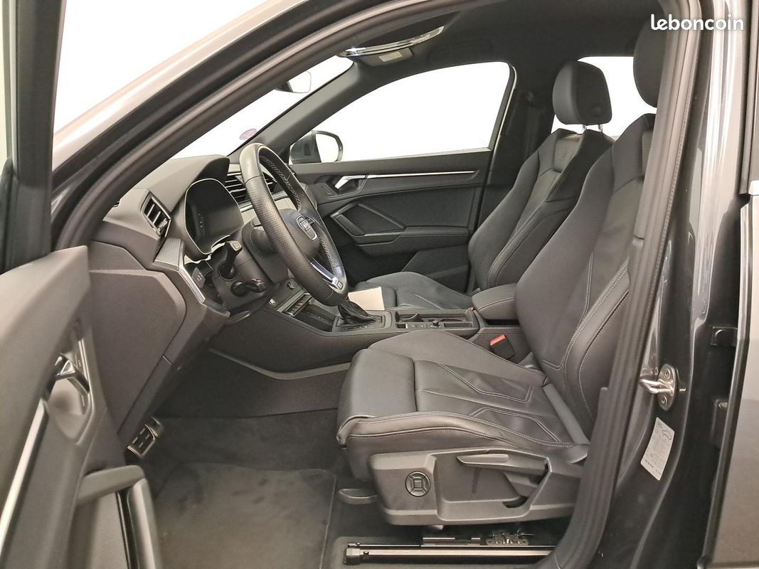 AUDI Q3 Sportback 35 TFSI 150 ch S tronic 7 S line (image 14)
