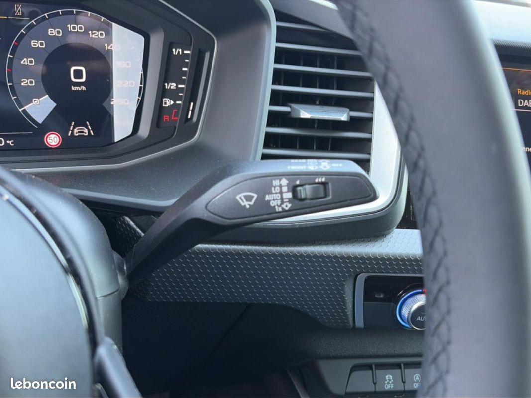 AUDI A1 SPORTBACK 30 tfsi 116 s line s tronic 7 (image 21)