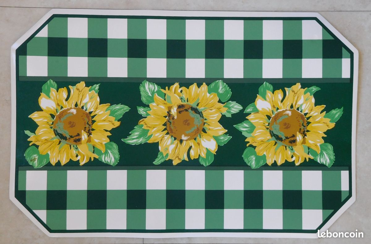 Sets de table "tournesols" et serviettes (image 1)