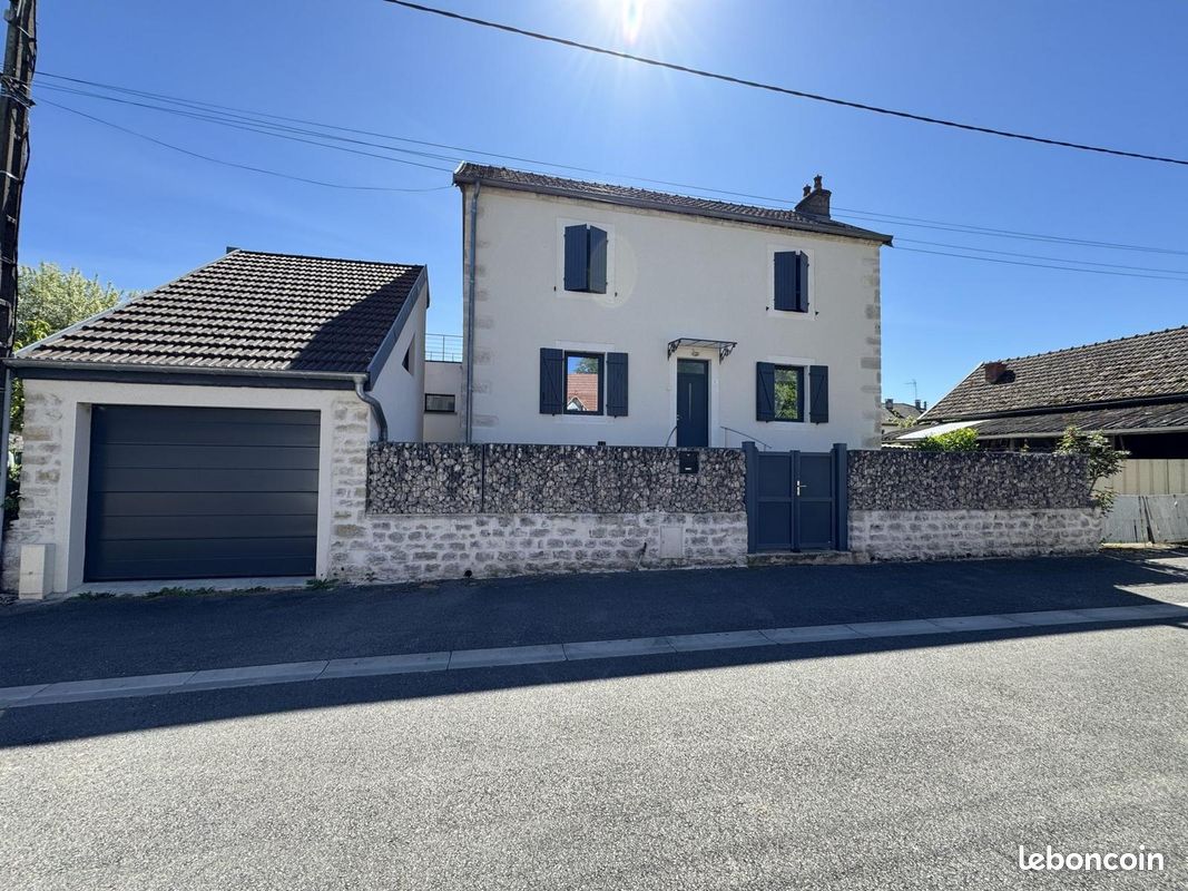Maison 5 pièces 120 m² · à Dole · 120 m² · 345 000 €