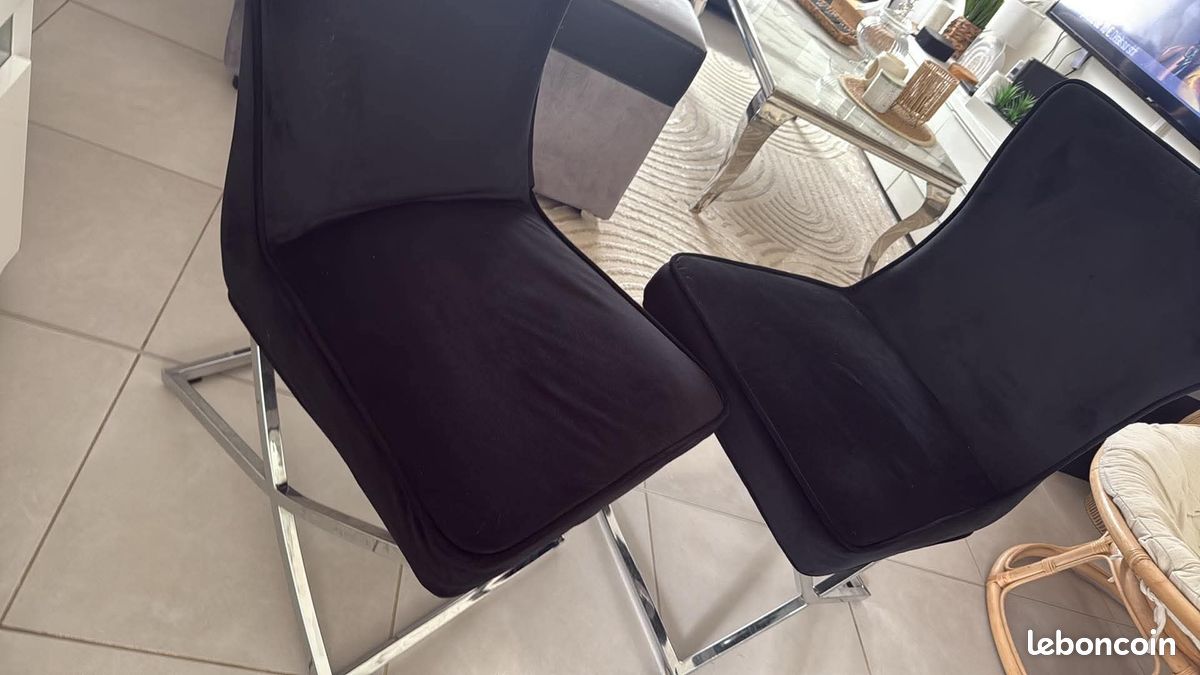 Lot 6 chaises (image 1)