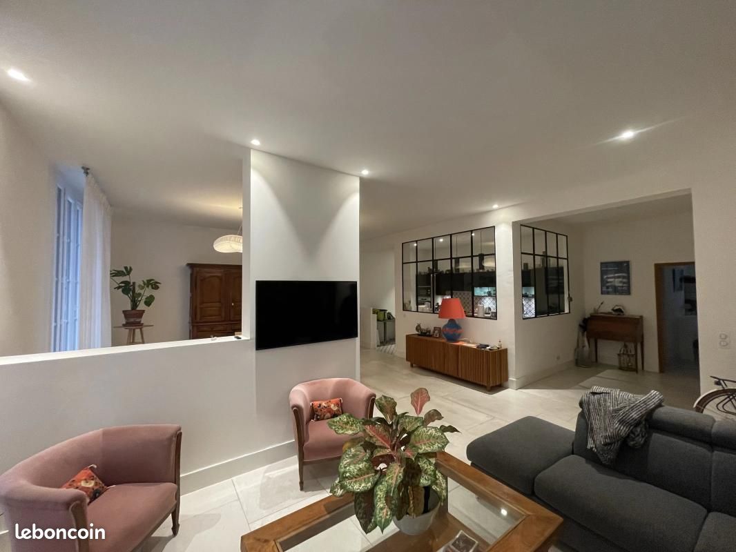 Appartement 5 pièces 152 m² · à Toulon · 152 m² · 445 000 €