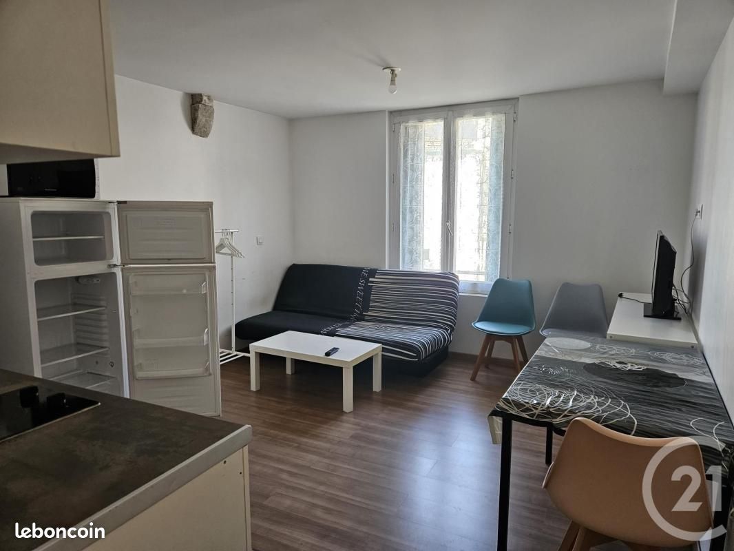 Local commercial 75 m² · à Lagnieu · 75 m² · 195 000 €