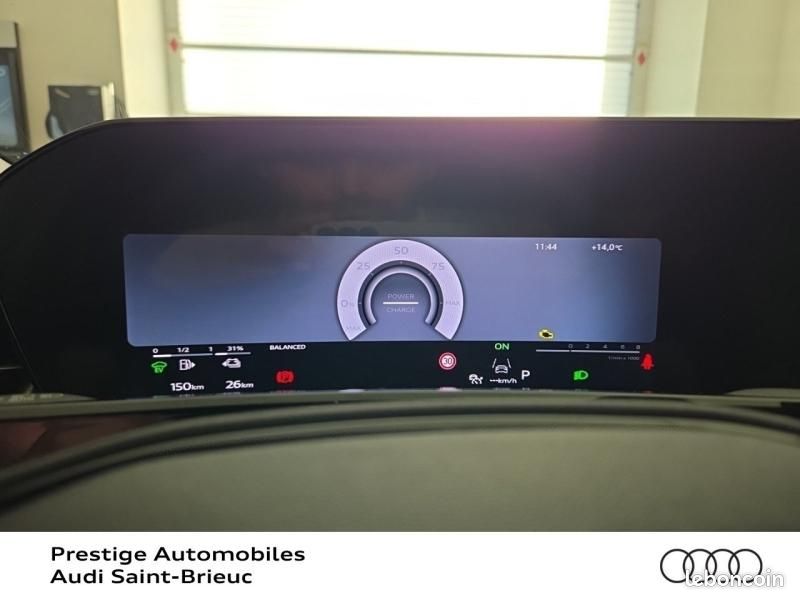 Audi Q3 1.5 e-hybrid 272ch S line S tronic 6 (image 16)