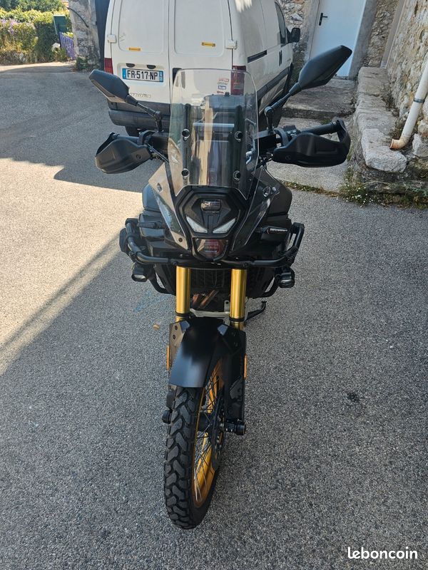 Voge 800 rally (image 3)