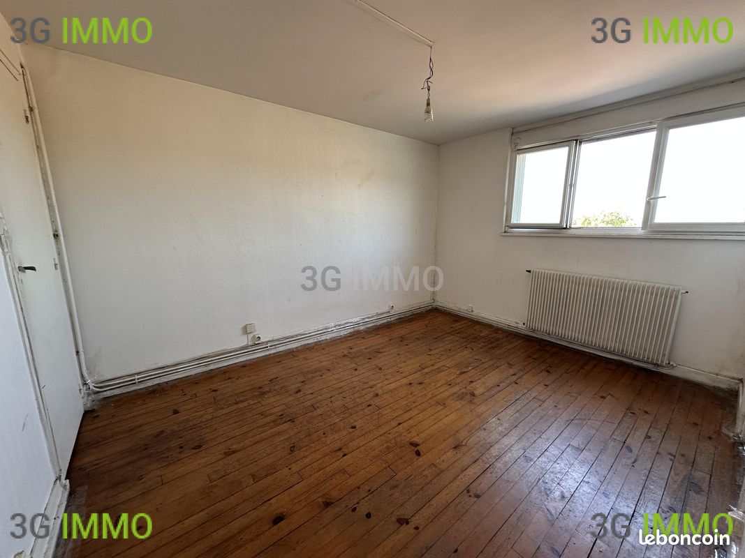 Grand T2 avec bureau – Hyper Centre (image 5)