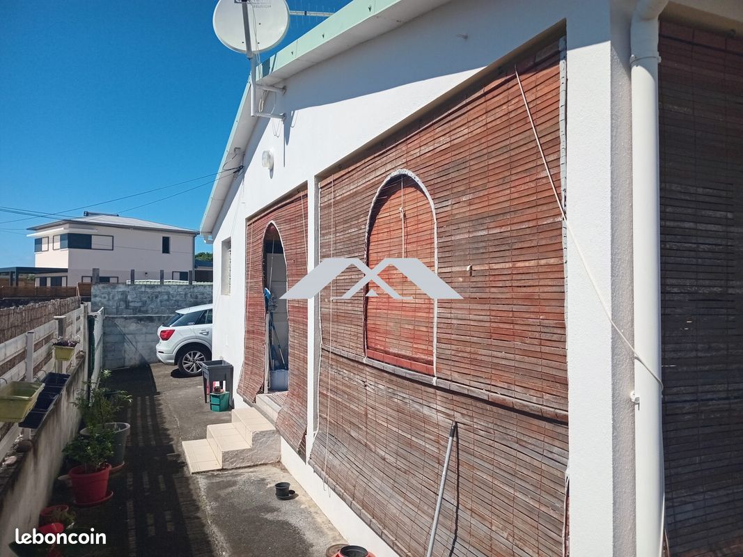 Maison 4 pièces 120 m² · à Saint-Denis · 120 m² · 295 650 €