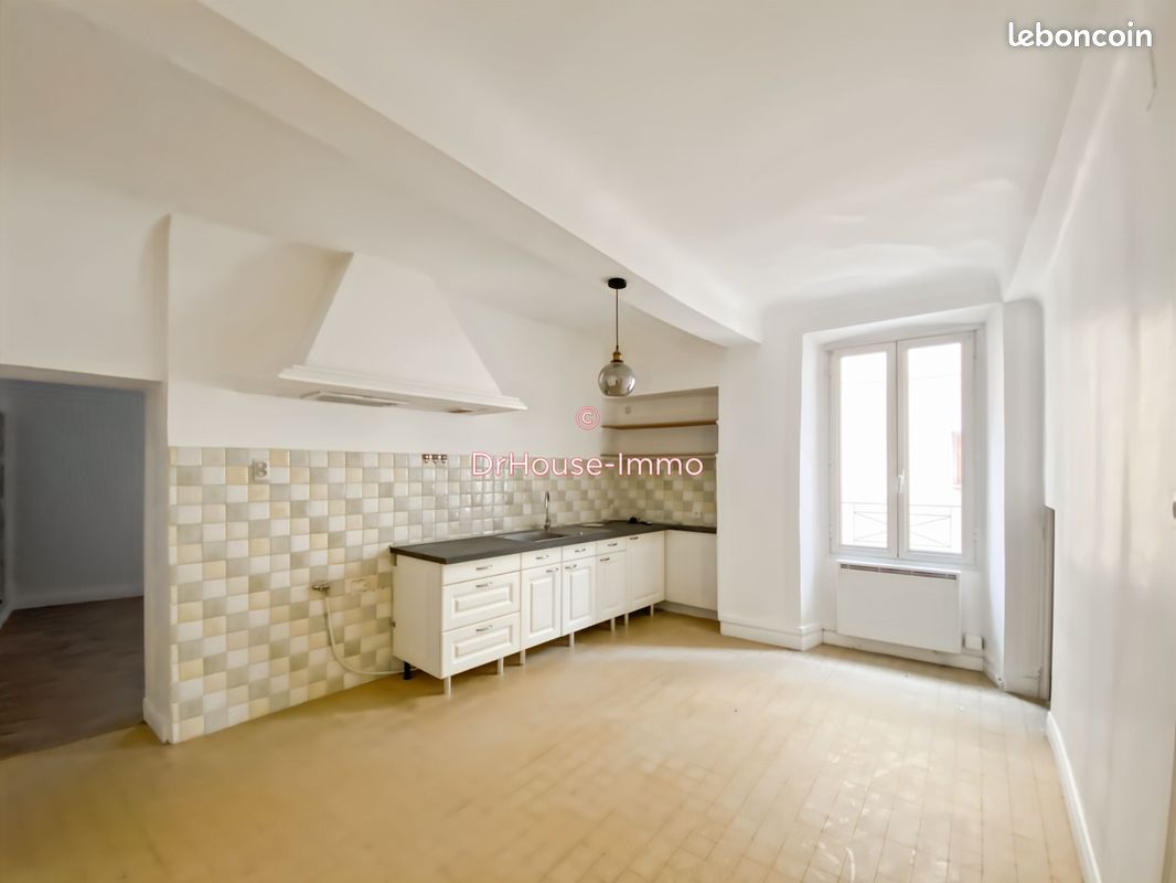 Appartement 3 pièces 74 m² (image 2)