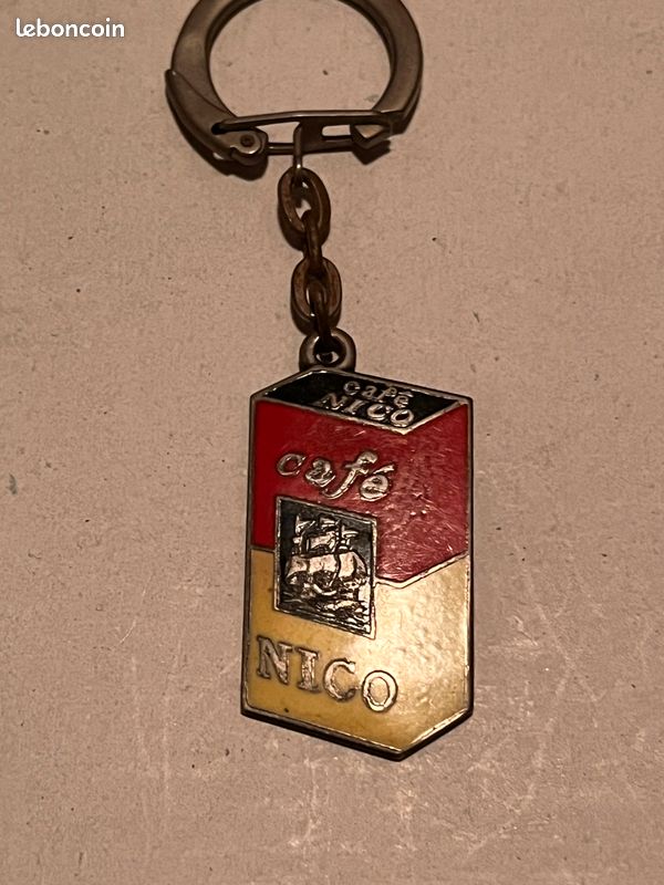 Porte-clés Publicitaire Ancien – VIN NICOLAS – Collection