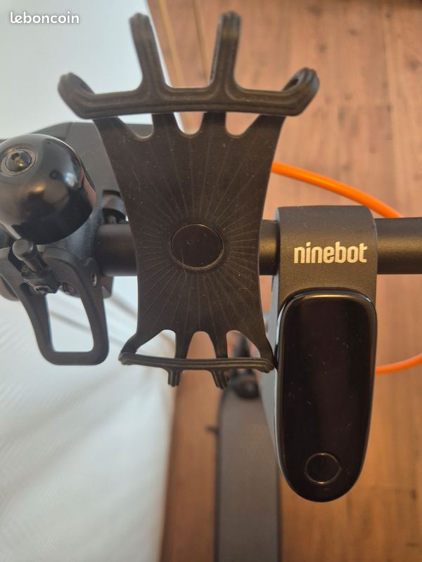 Trotinette electrique Segway Ninebot F40E (image 3)