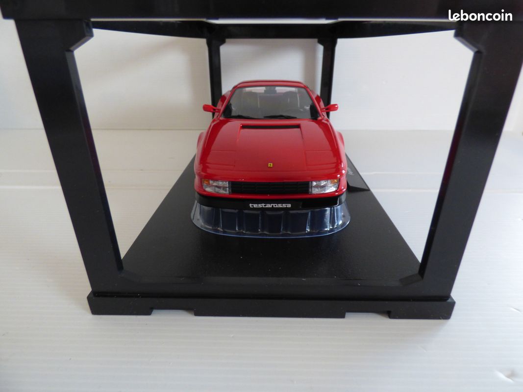 Ferrari Testarossa 1986 kkmodels 1/18 – Les Miniatures