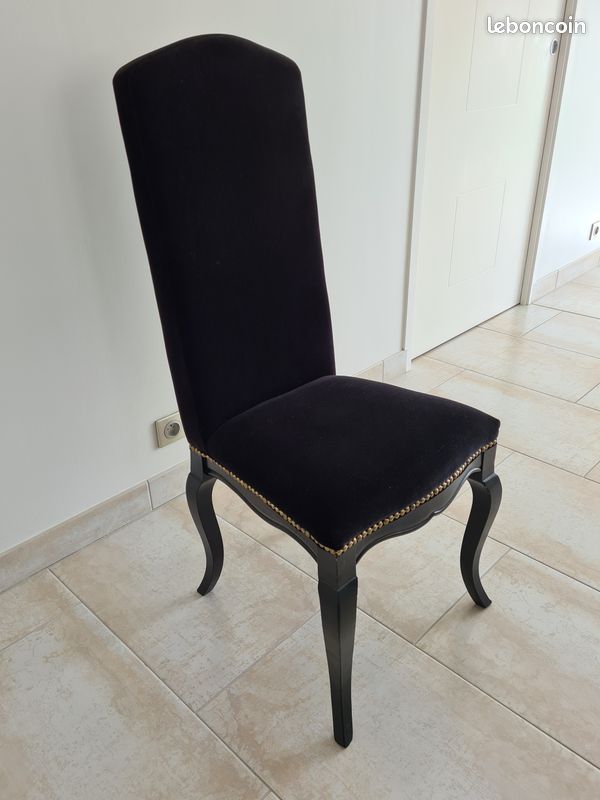 Table à manger avec 6 chaises (image 5)