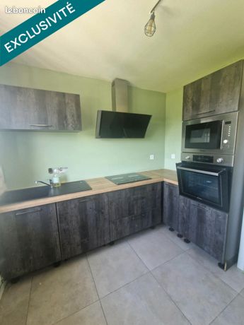 Apprendre rehon 65 m² 3 chambres balcon parking