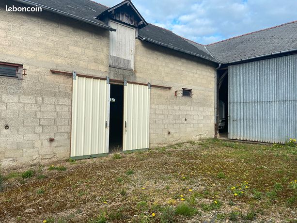 Terrain 650 m² VITRE