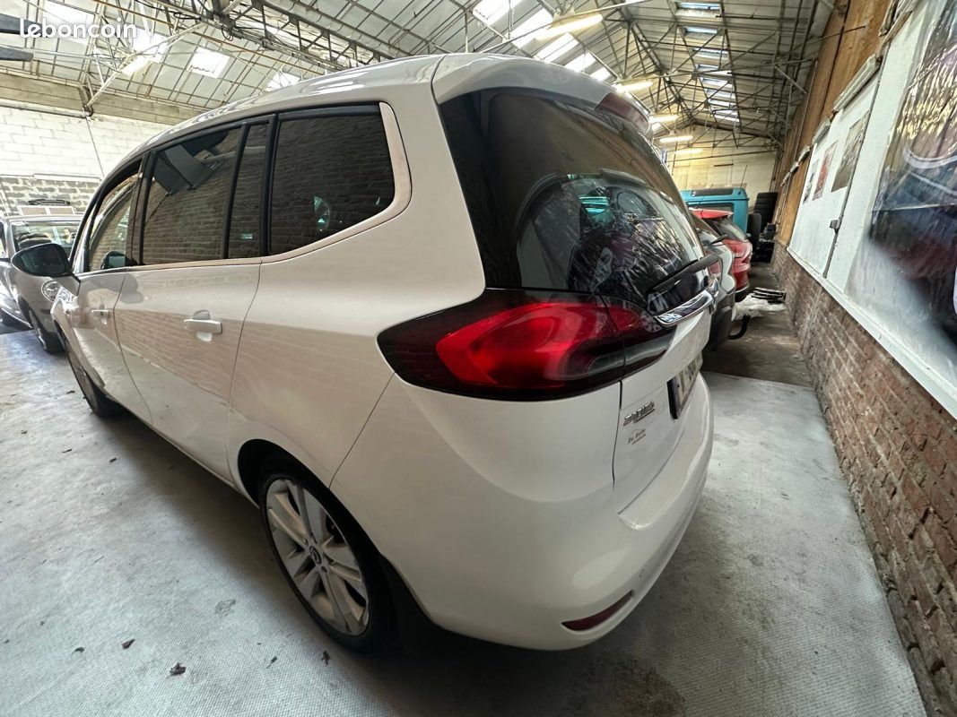 Opel zafira tourer 1.6 edit 136 cv 1.6 edit 2014 (image 5)