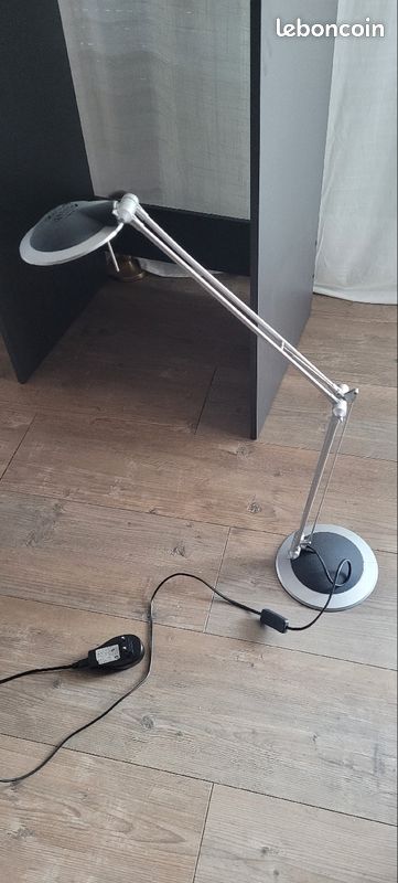 Lampe de bureau inspire (image 1)