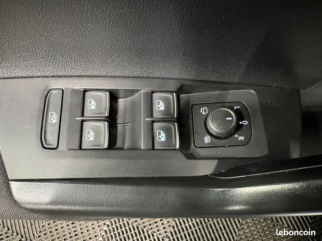 Volkswagen Polo 1.0 TSI R-line 110 DSG7 (image 24)