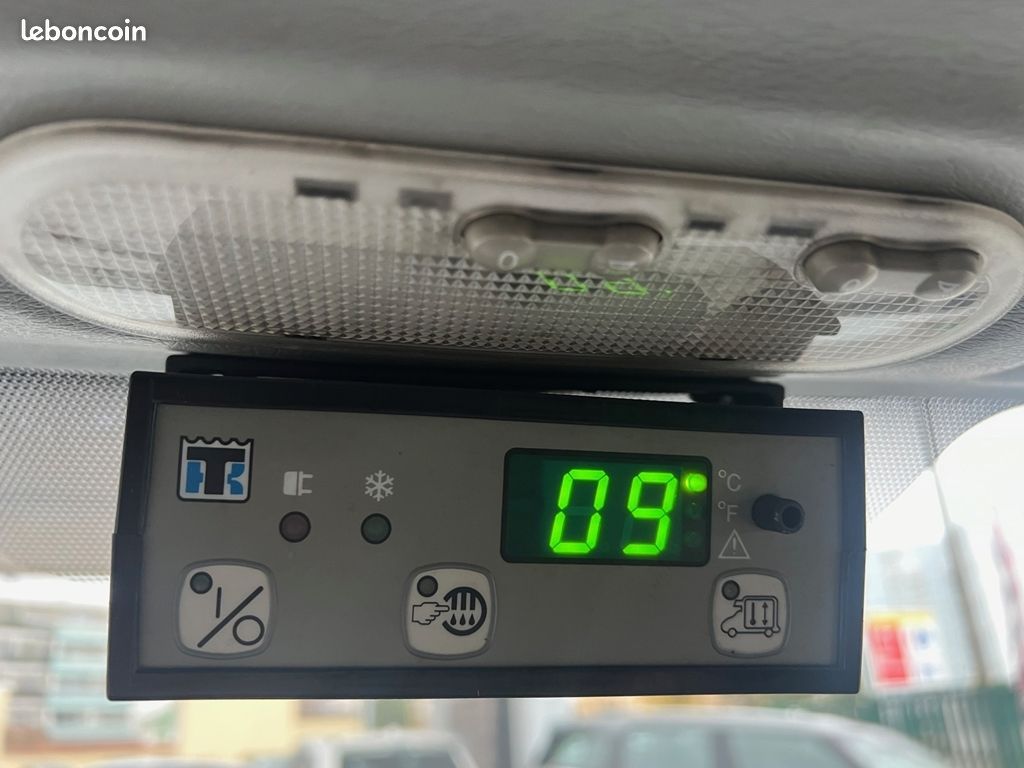 Renault KANGOO II EXPRESS ZE MAXI GRAND VOLUME CONFORT (image 18)