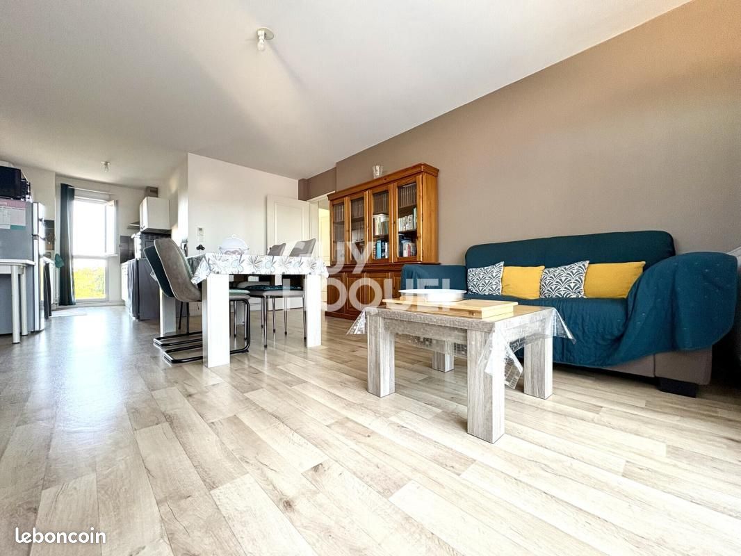 Appartement 3 pièces 71 m² · à Poitiers · 71 m² · 145 000 €