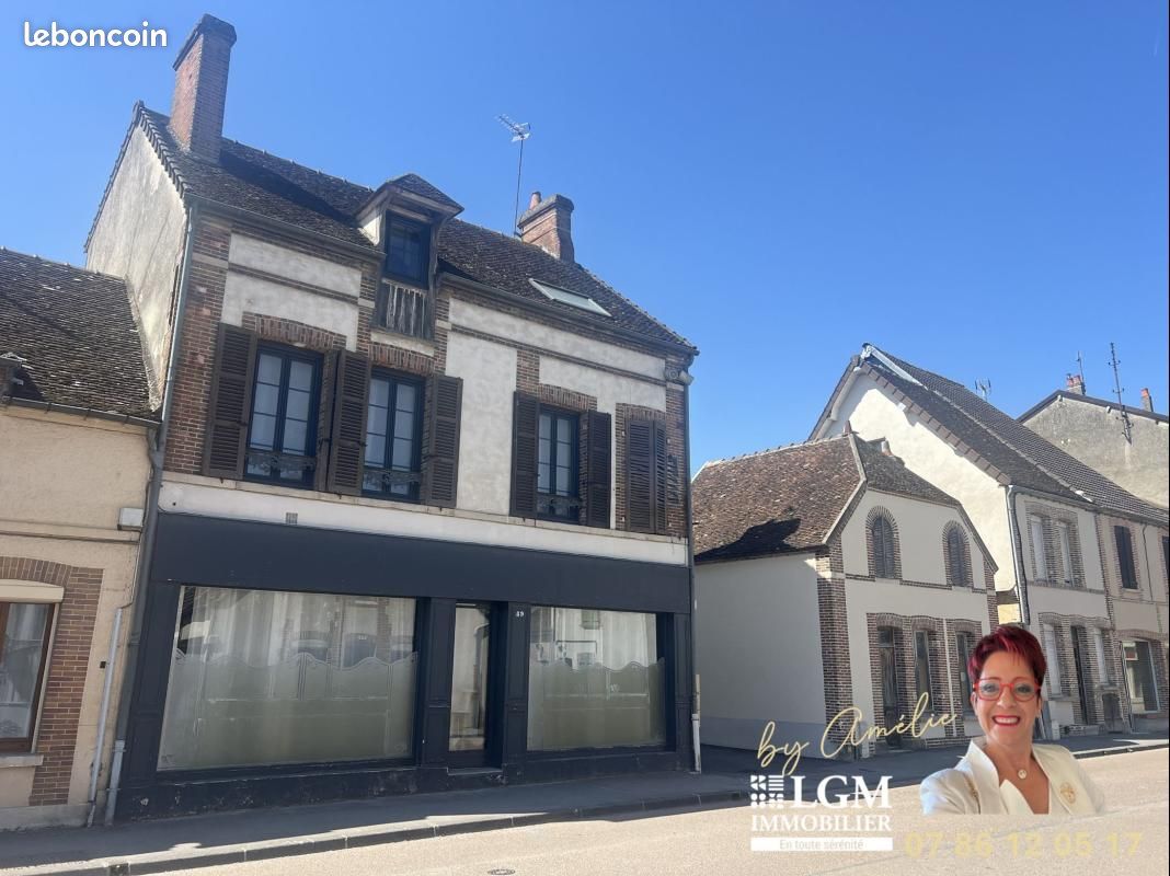Local commercial 237 m² · à Sézanne · 237 m² · 230 000 €