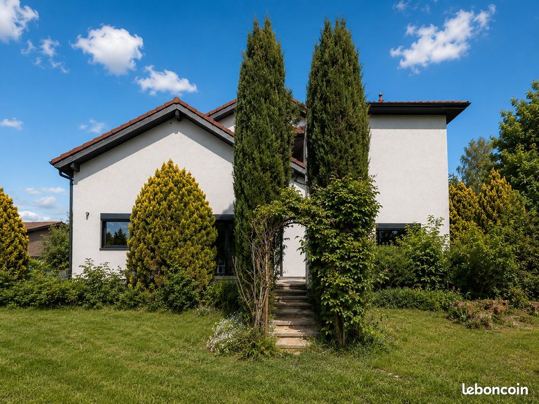 Maison 7 pièces 231 m² · à Ornex · 231 m² · 1 595 000 €