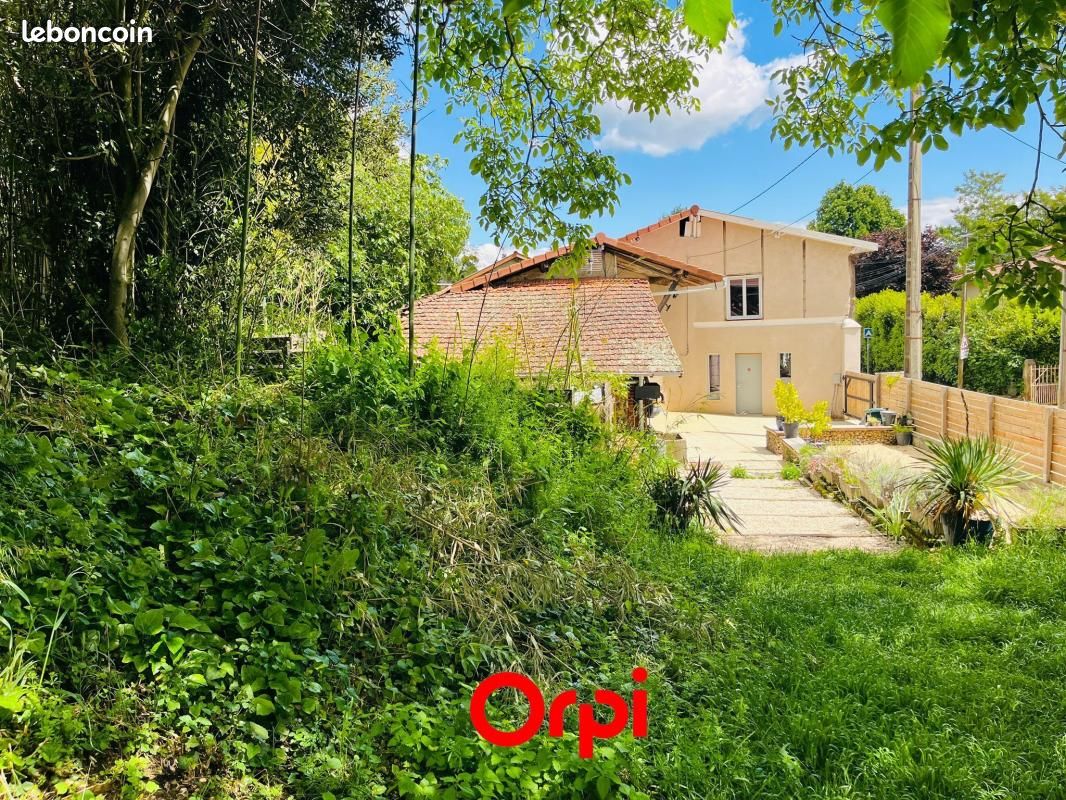 Maison 4 pièces 120 m² · à Revel-Tourdan · 120 m² · 228 000 €