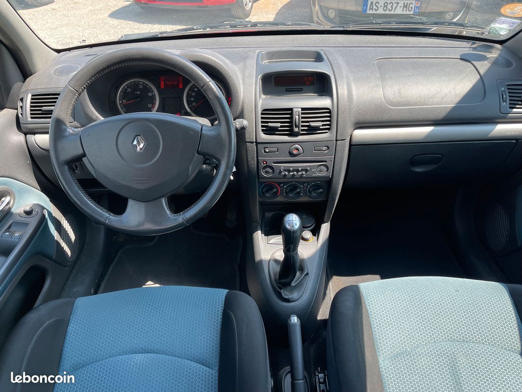 Renault Clio 2 1.5 DCI 68 Ch Campus clim (image 5)
