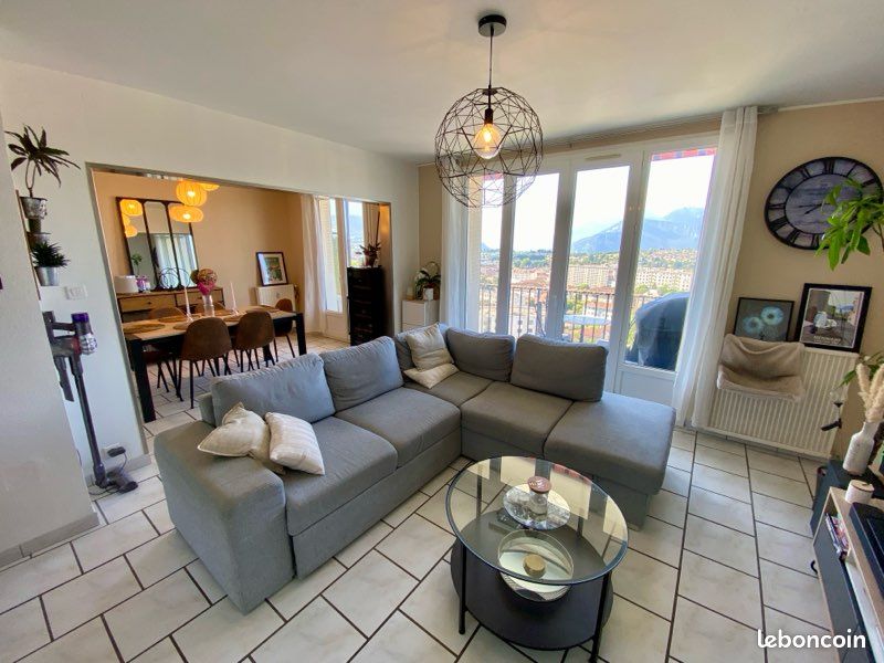 Appartement 3 pièces 75 m² · à Voiron · 75 m² · 176 000 €