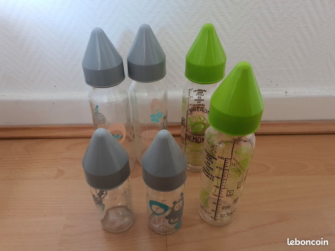 Vend lots biberons remond et dbb
4 de 240ml
2 de 110ml
Juste une bague de biberon abîmé qui ne gêne pas l' (image 1)