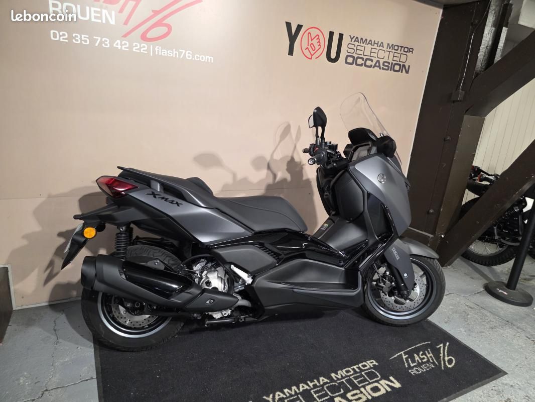 Yamaha XMAX 300 Tech Max (image 3)