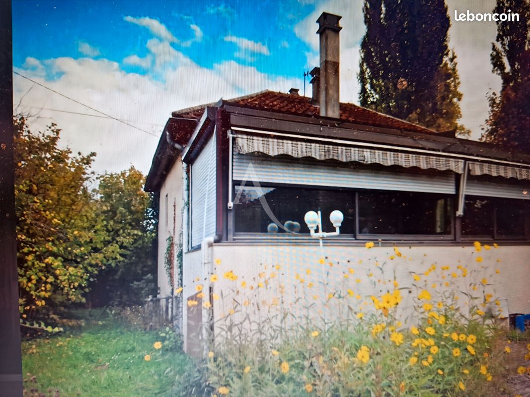 Maison 4 pièces 79 m² · à Châtillon-Coligny · 79 m² · 65 000 €