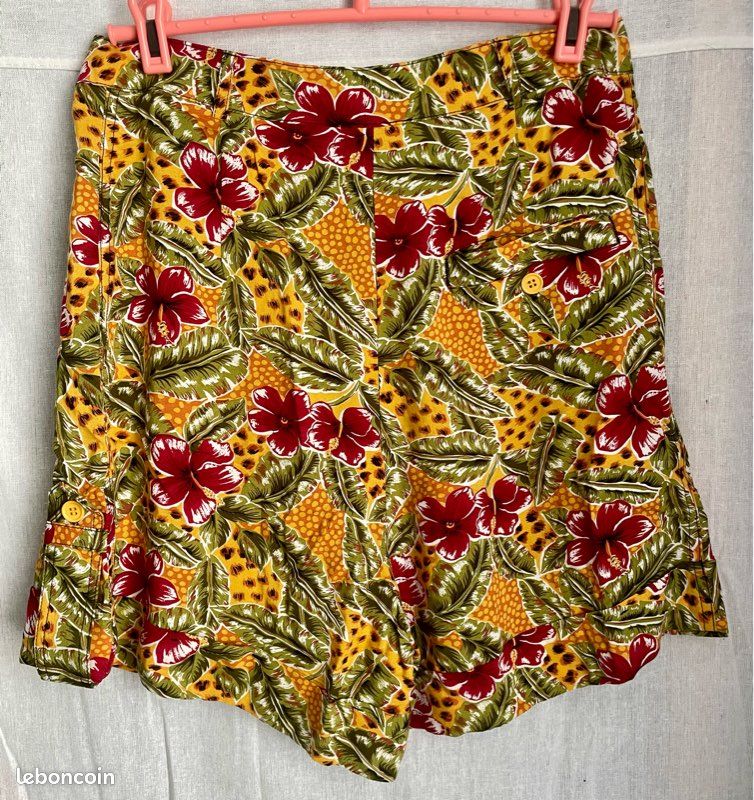 Très beau short neuf POP (image 4)