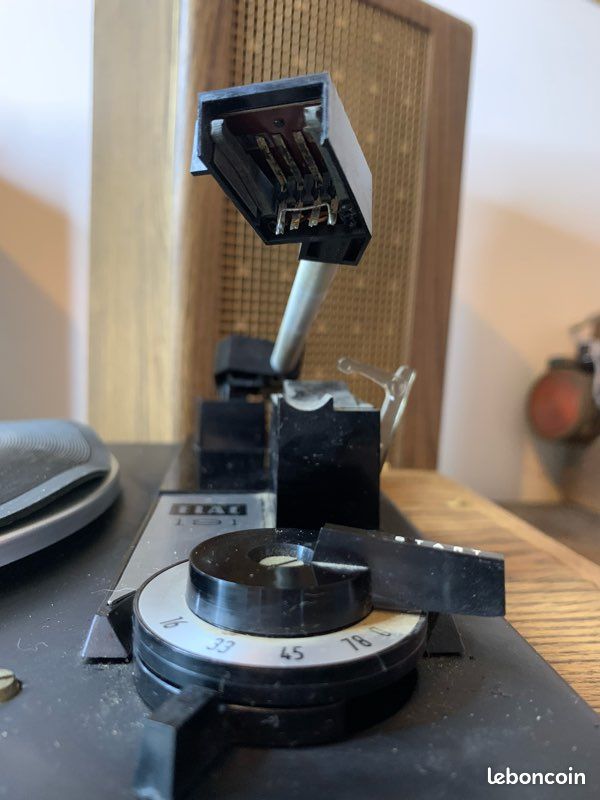 Valise tourne disque TEPPAZ – Décoration vintage & mobilier restauré | Déco à Deux