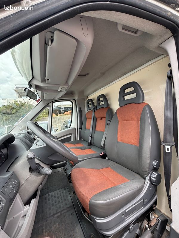 FIAT DUCATO VU Camion de Marché - FOURGON MAXI 2.3 120 XLH2 20m³ - DISTRIBUTION FAIT - STORE & RIDEAU - CLIM (image 14)