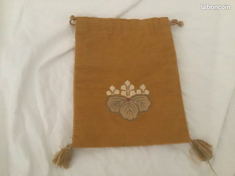 Pochette bijoux (image 1)