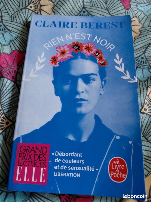 Livre de poche ,CLAIRE BEREST ,RIEN N EST NOIR (image 1)