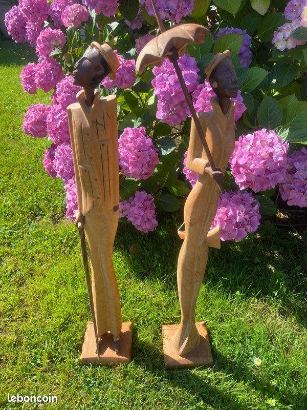 Statuettes en bois sculptées à la main. Couple 30e (image 1)