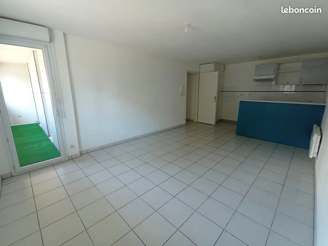 Appartement T3 - 55 m² - Parking - Poitiers 86000 (image principale 1)