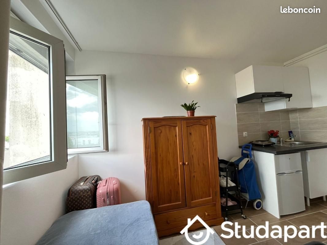 Appartement 1 pièce 11 m² · à Créteil · 11 m² · 685 €/mois