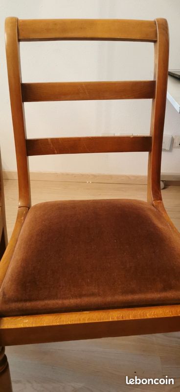 2 chaises en bois (image 2)