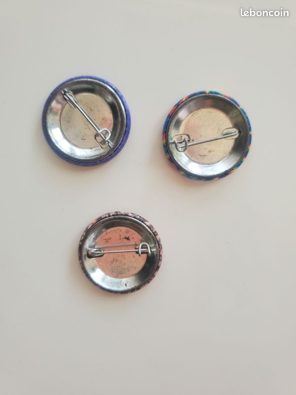 3 Badges/pins assortis du quartier Haight Ashbury de San Francisco (image 7)