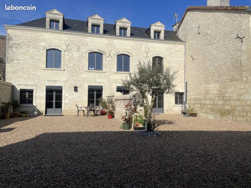 Maison 10 pièces 195 m² · à Loudun · 195 m² · 320 900 €