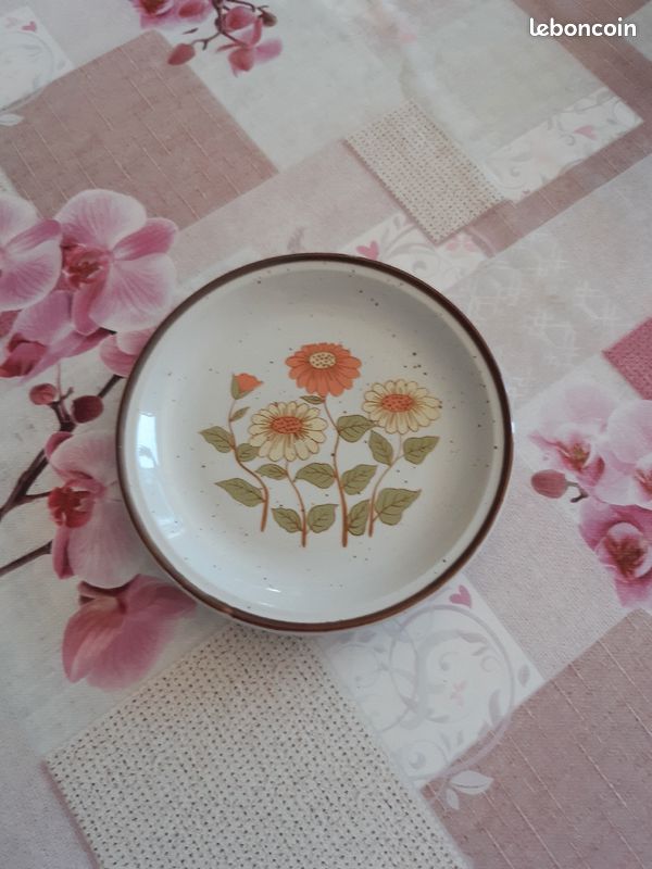 Assiettes à dessert (image 1)