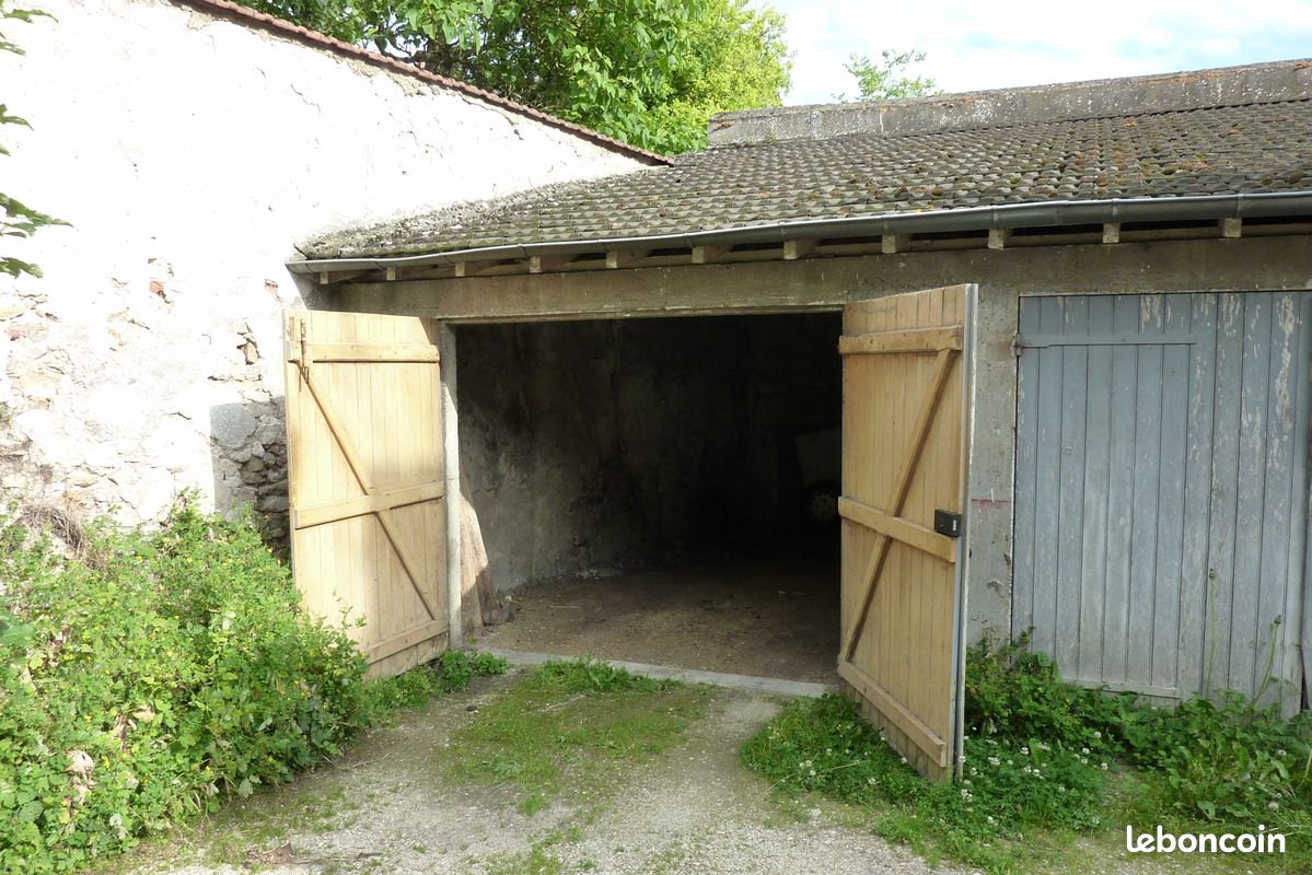 Box à louer · à Thorigny-sur-Marne · 110 €