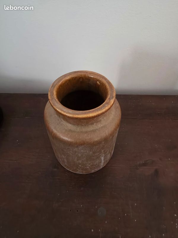 Pot en gres (image 1)