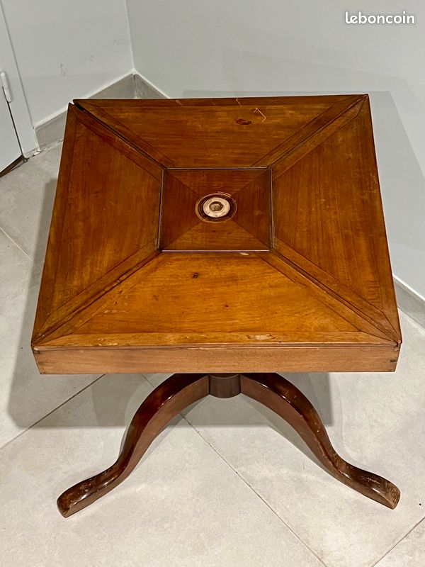 Ancienne travailleuse, table de jeu, table d’appoint en merisier (image 4)