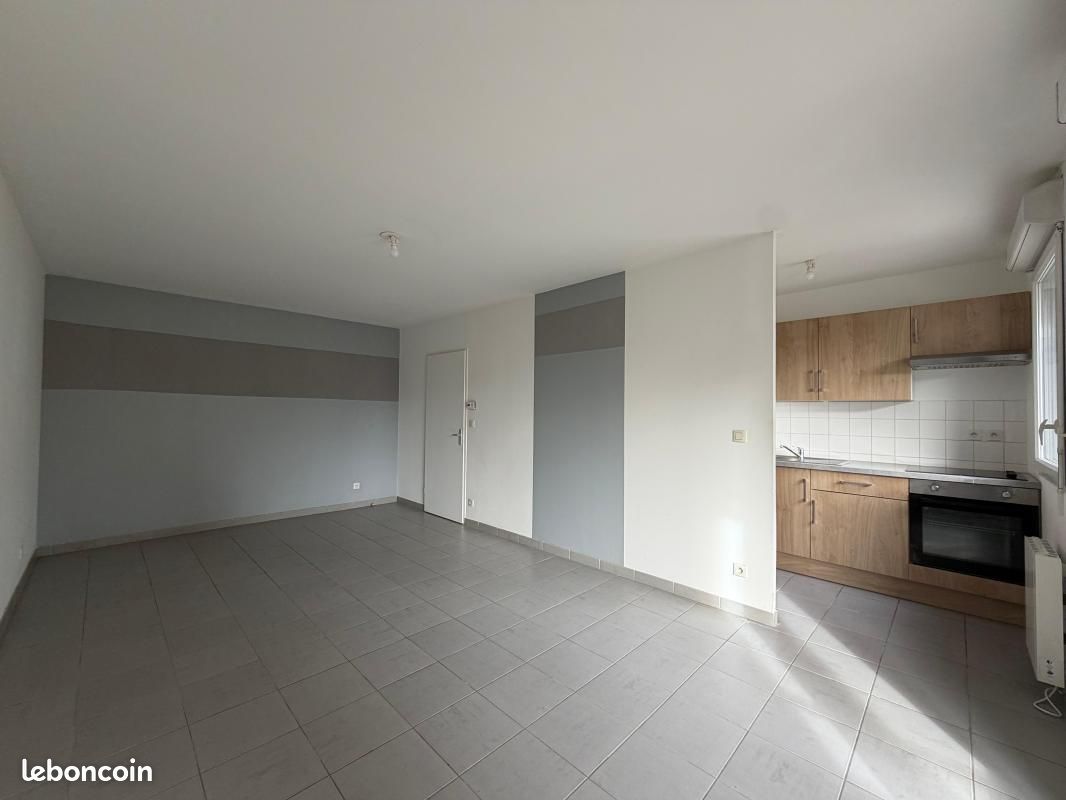 Appartement 2 pièces 52 m² · à Raismes · 52 m² · 540 €/mois